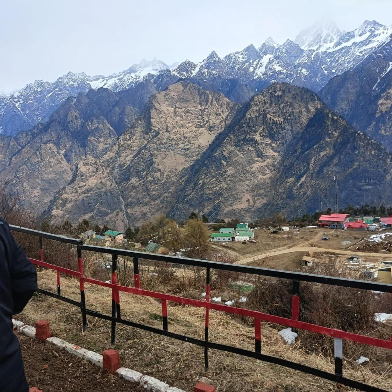Nanda Devi Stays Joshīmath Exteriér fotografie